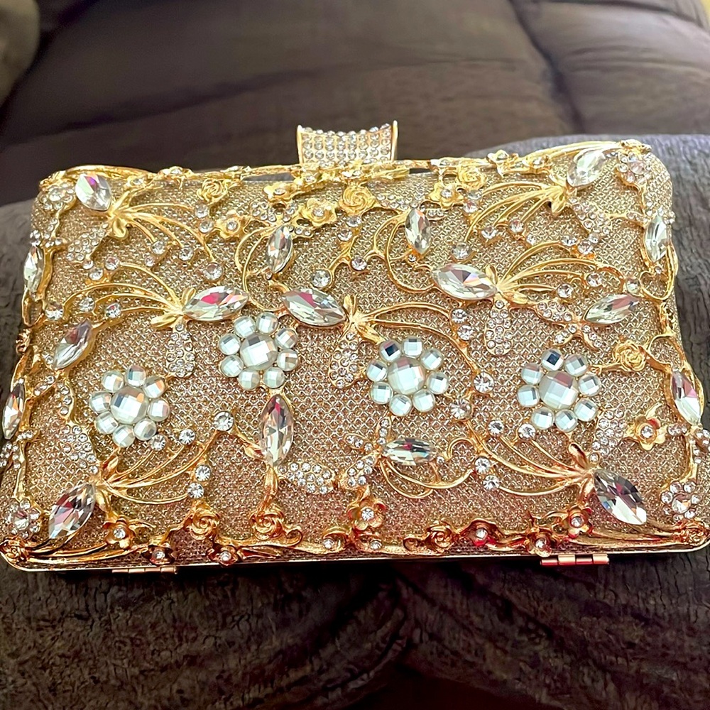 Formal clutch purse gold jeweled